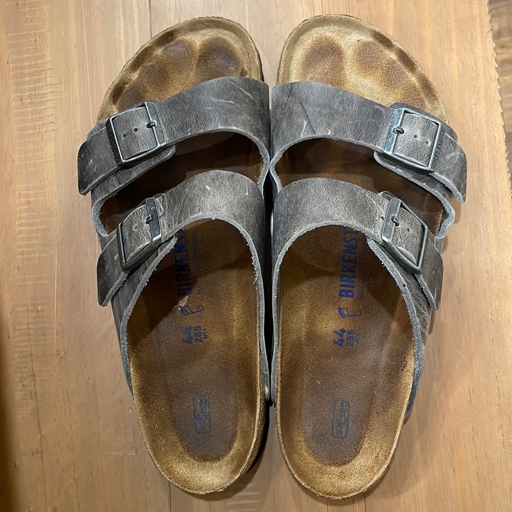 genuine birkenstocks for men! size 44!